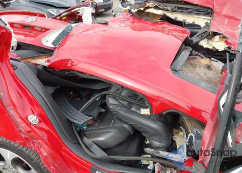 2006 Volkswagen Jetta Gli z USA, uszkodzony, nr VIN 3VWXJ71K96M747457